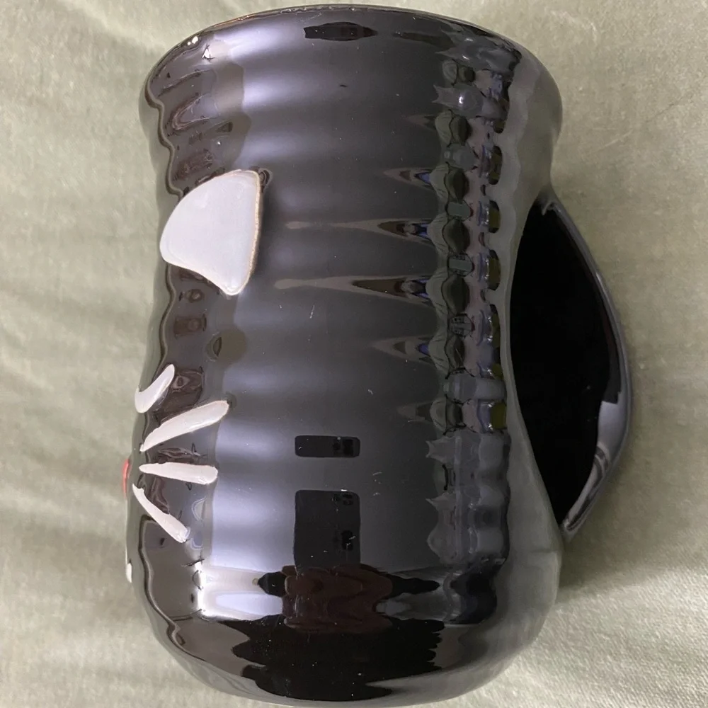 Pottery hand warmer mug black kitty cat face ribbed UBM